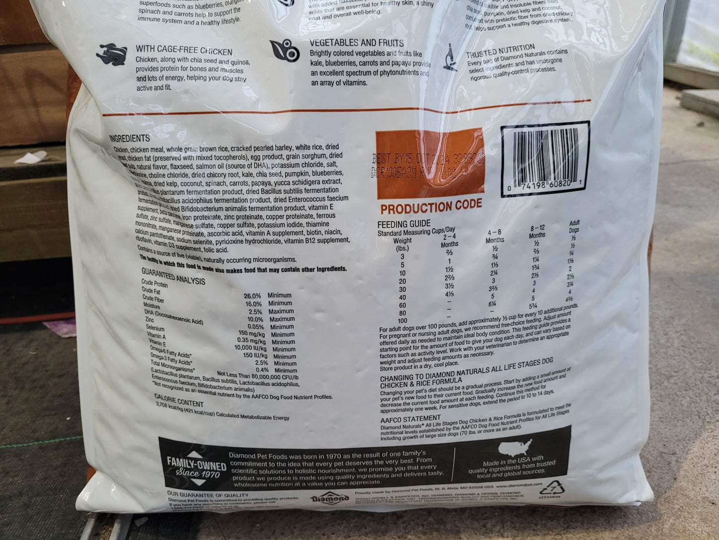 Diamond Naturals - Chicken & Rice 40lbs