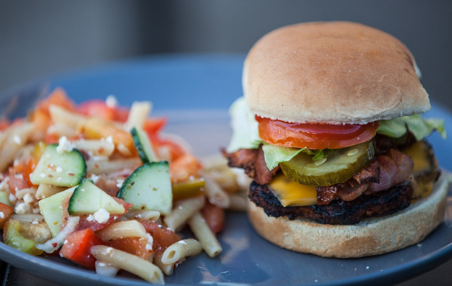 Big Red 6oz Burgers - 4.5 lbs (12 burgers)