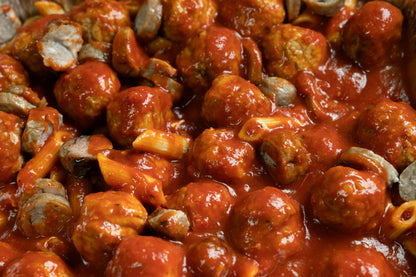 Penne, Sausage, and Meatballs in Tomato Sauce - 2kg