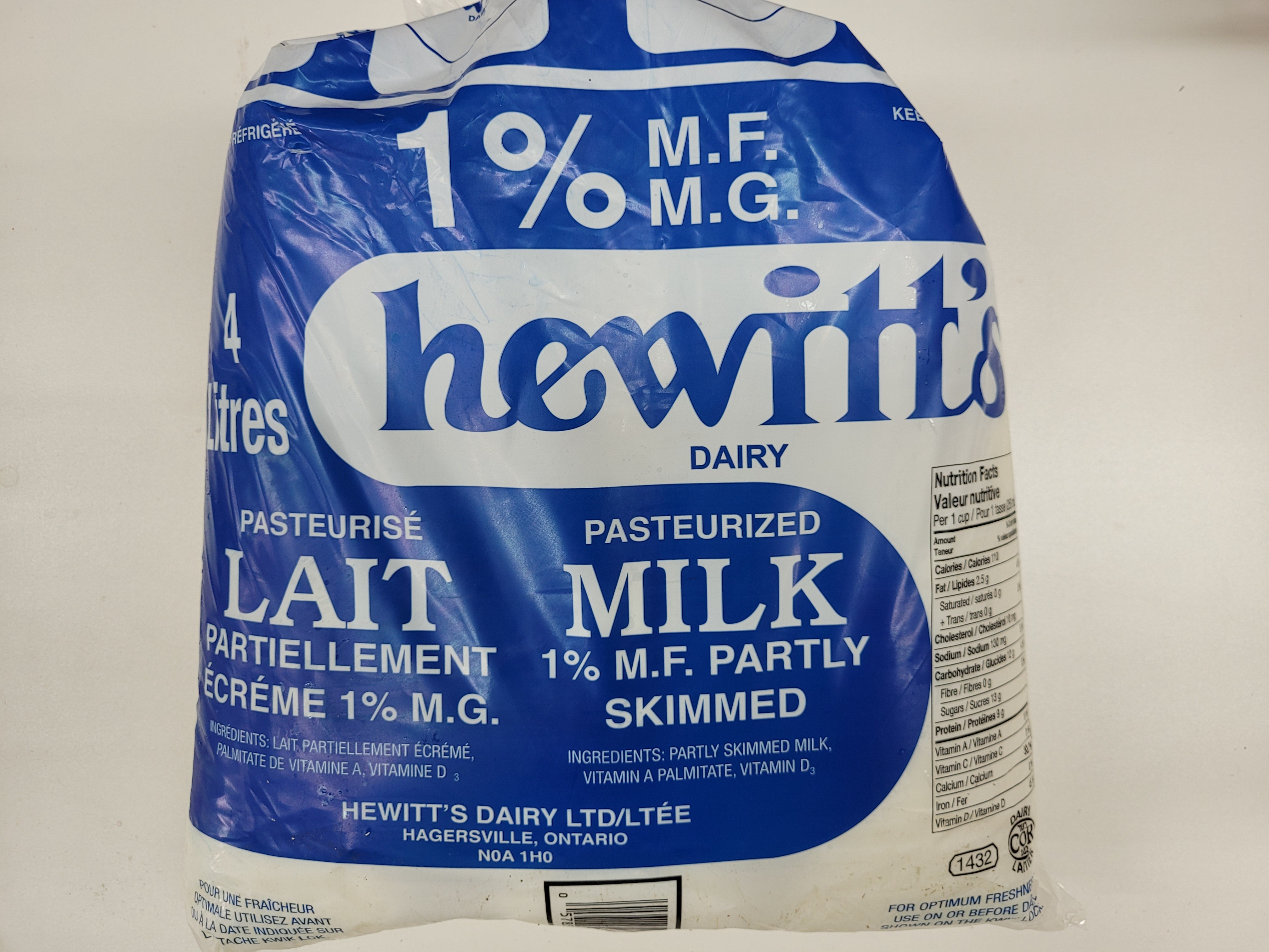 Hewitt's Milk 1% - 4L Bags
